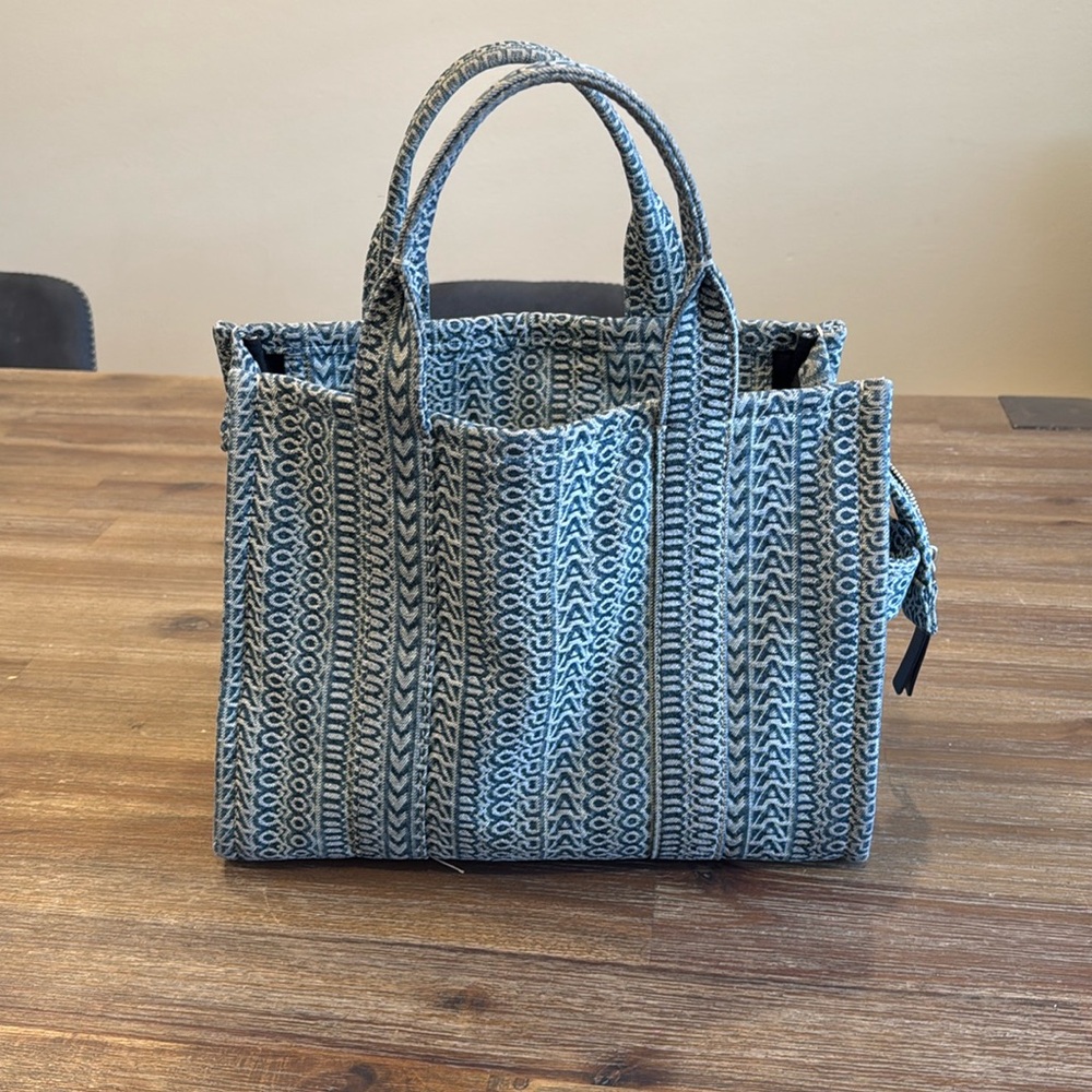 Authentic Marc Jacob’s medium tote bag